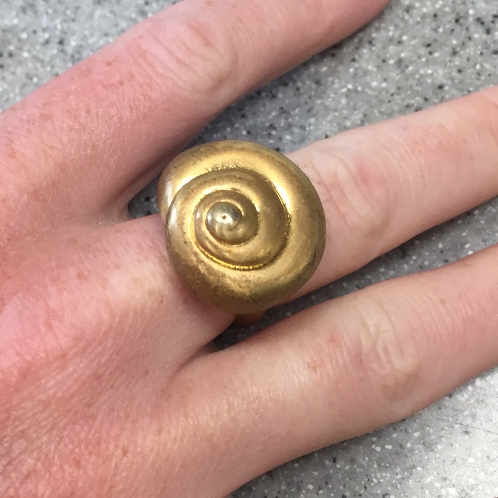 KATE SPADE sz 6 gold-finish “under the sea” ring